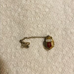 VINTAGE SHS LAPEL PIN 1962
